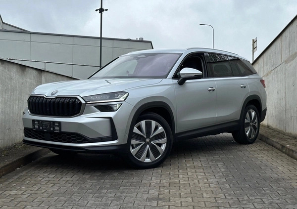 Skoda Kodiaq cena 238640 przebieg: 4, rok produkcji 2024 z Jastrowie małe 562